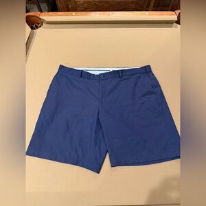 Peter Millar men’s golf shorts